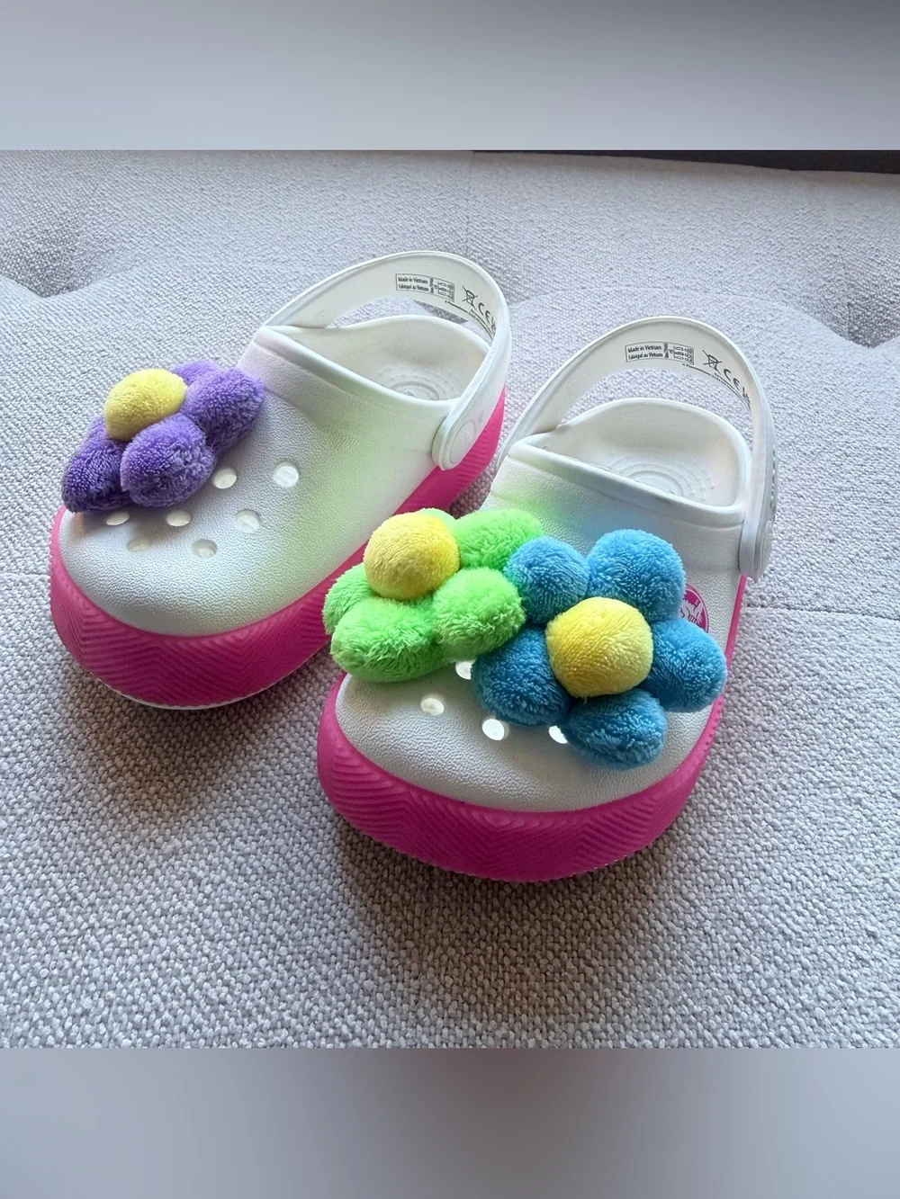 Crocs white/ pink light up shoes with flowers toddler size 6